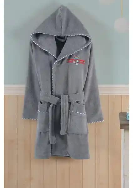 Varol Bambu Nakışlı Çocuk Bornozu Güvenli ve Konforlu Uyku Deneyimi Sunar