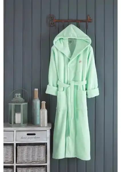 Varol Biyeli Kapşonlu Bambu Bornoz: Yüksek Kalite ve Doğal Malzemelerle Konforlu Kullanım