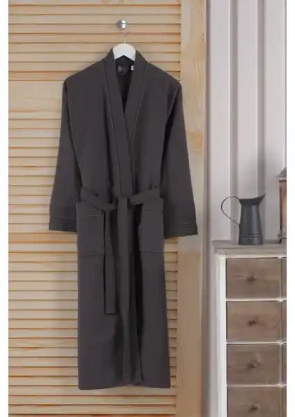 Varol Dama Serisi Kimono Yaka Pike Bornoz Sabahlık: Şıklık ve Konforun Mükemmel Buluşması