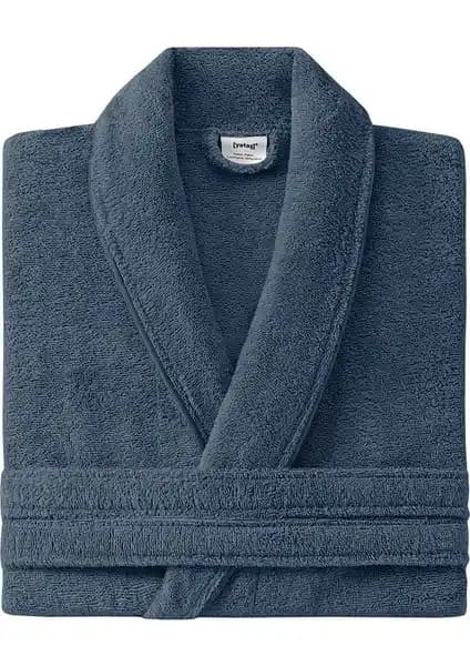 Yataş Essentials Bornoz Navy: Yüksek Su Emme ve Şıklık Sunan Modern Tasarım