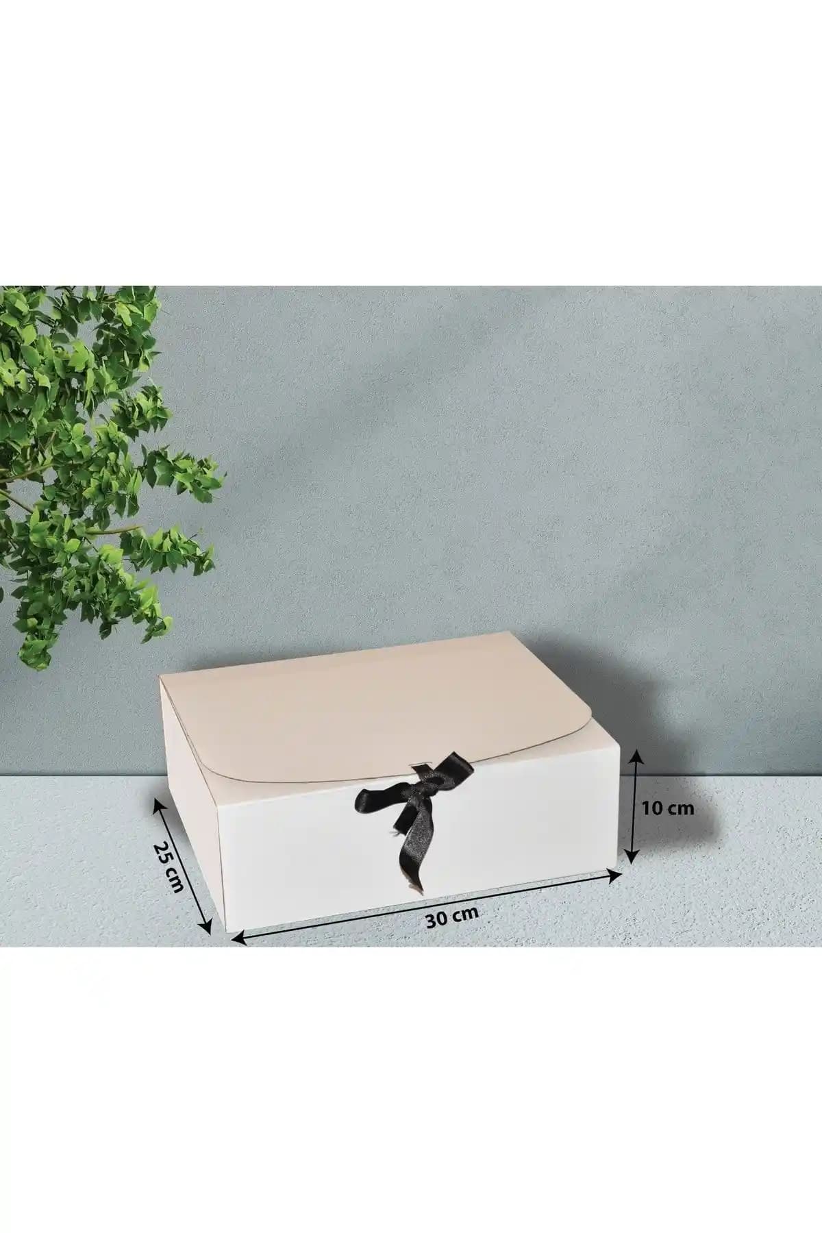 BAŞAK Beyaz Hediye Kutusu Kurdeleli: Şık ve Fonksiyonel Hediye Sunum Çözümü