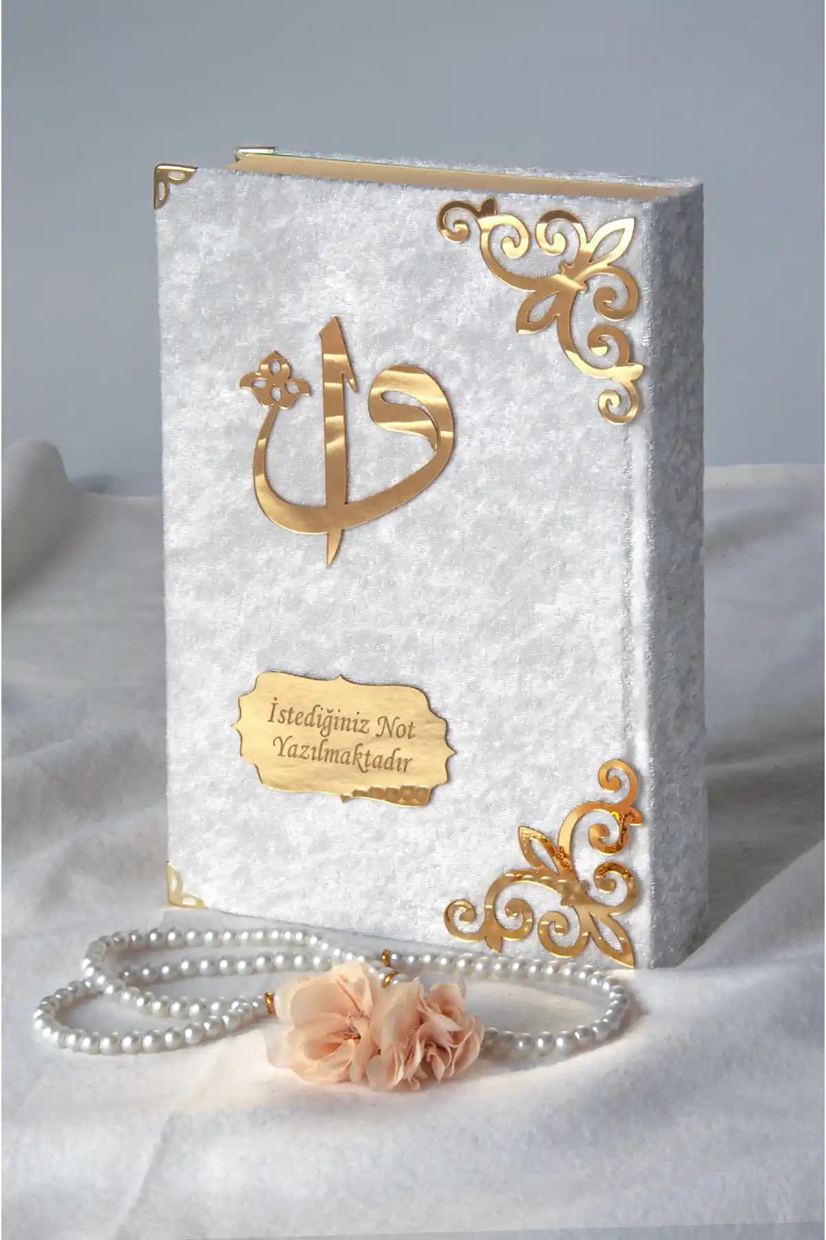 İhvan Online Kadife Kaplı Orta Boy Kuranı Kerim Kişiye Özel Pleksi Detaylı Tasarım