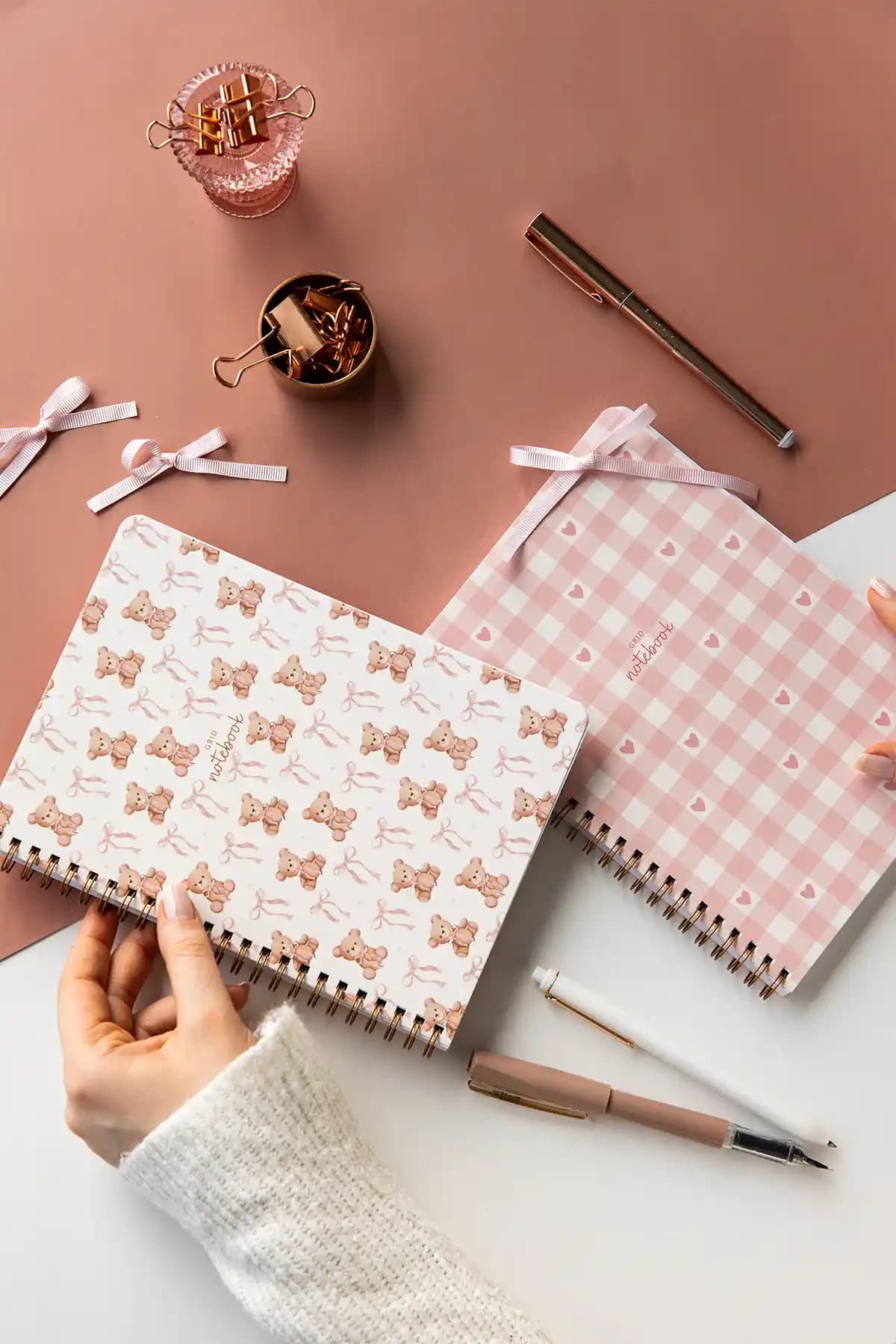 PAPERORA A5 Spiralli Karton Kapaklı Kareli Okul Defteri Seti İşlevsel ve Estetik Tasarımıyla Öğrencilere Uygun