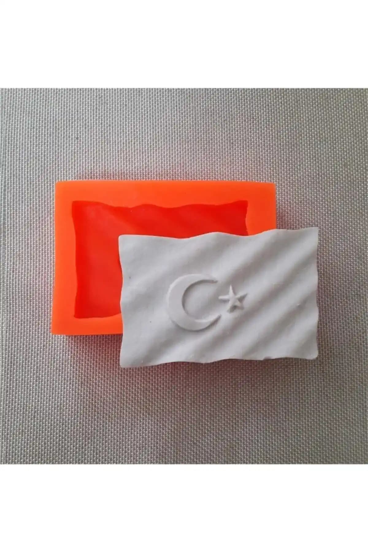 Türk Bayrağı Temalı Silikon Kalıp: Sabun ve Kokulu Taş Üretimi İçin Detaylı İnceleme