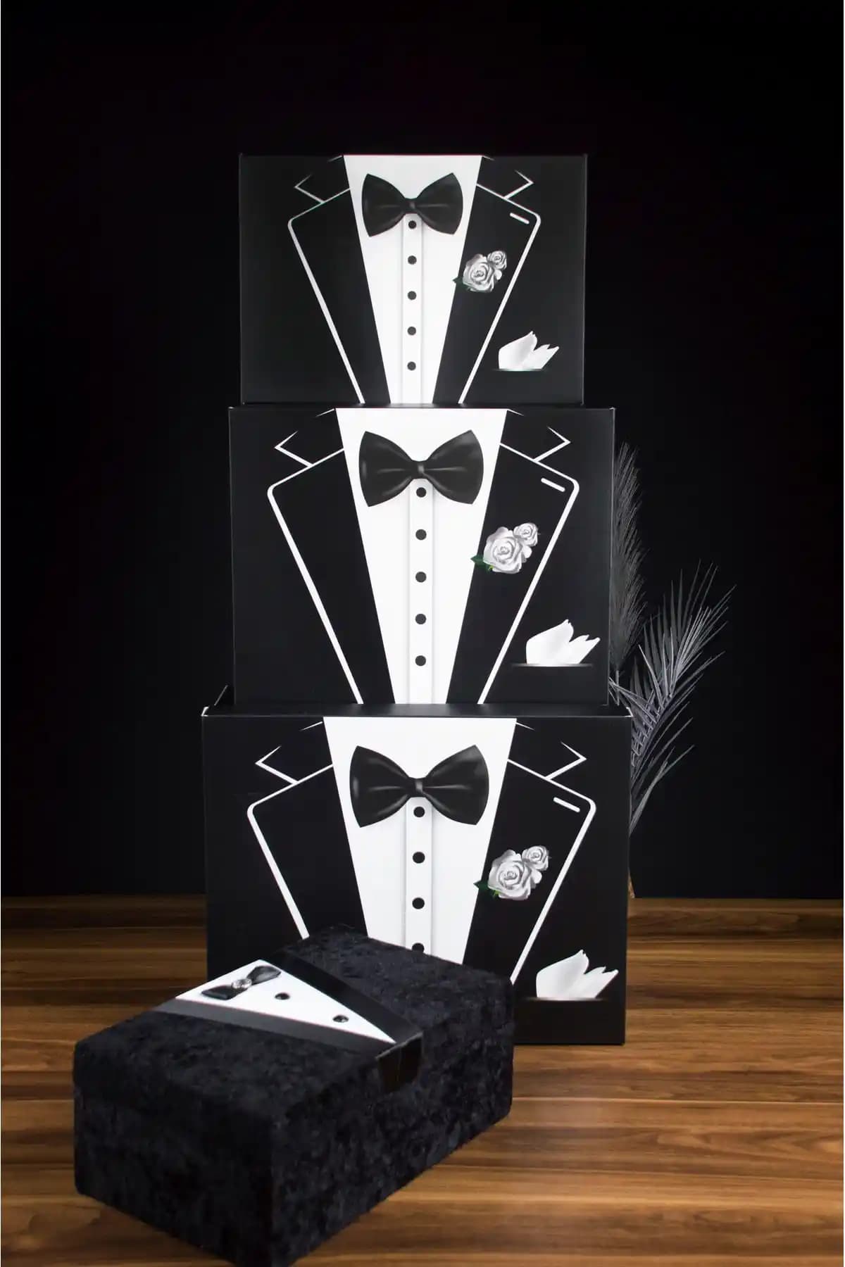 ADENZ Damat Bohçası 4'lü Set: Şıklık ve Fonksiyonellik Sunan Çeyiz ve Nişan Seti