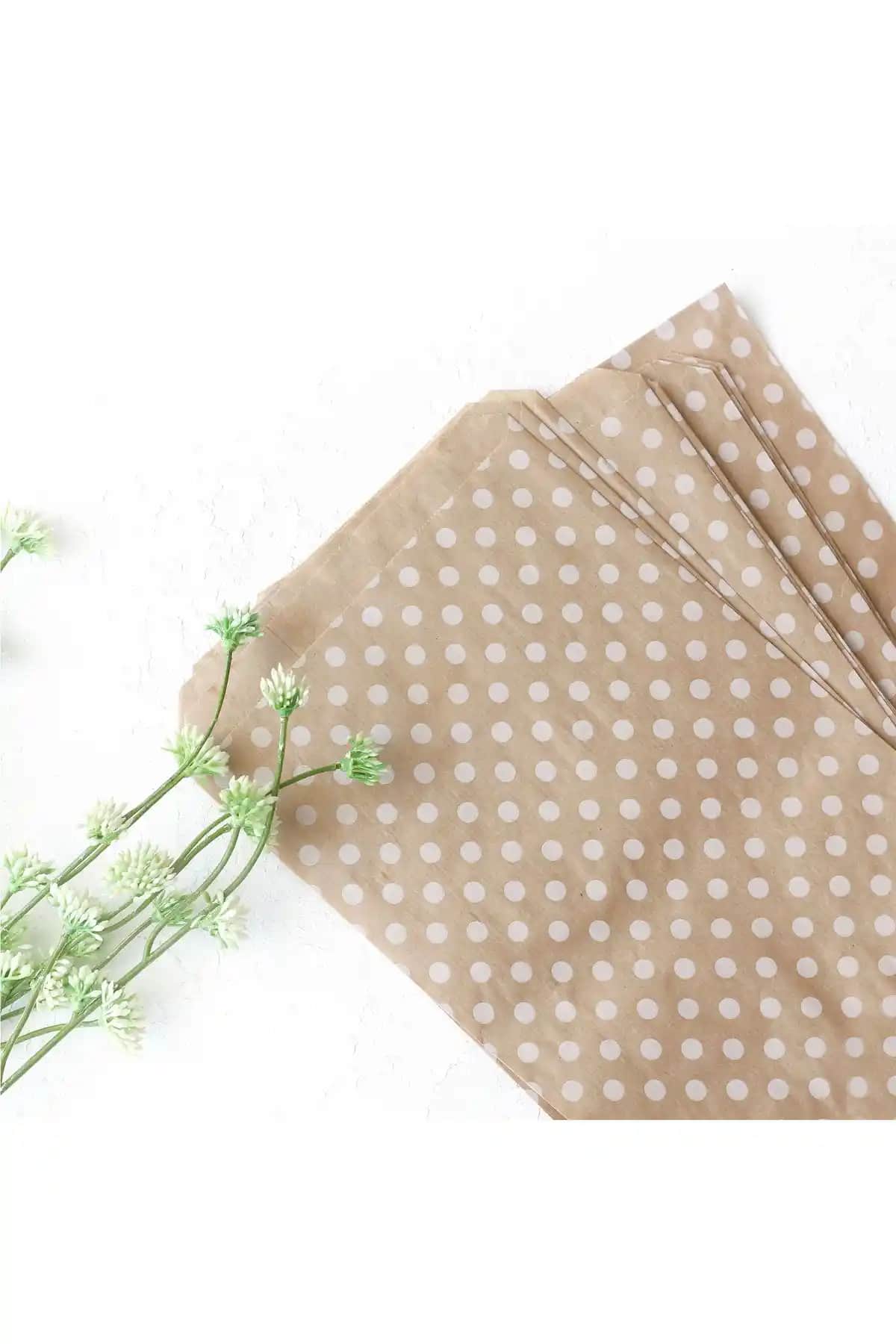 Bimotif Püantiye Desenli Kraft Kese Kağıdı Estetik ve Dayanıklı Ambalaj Çözümü