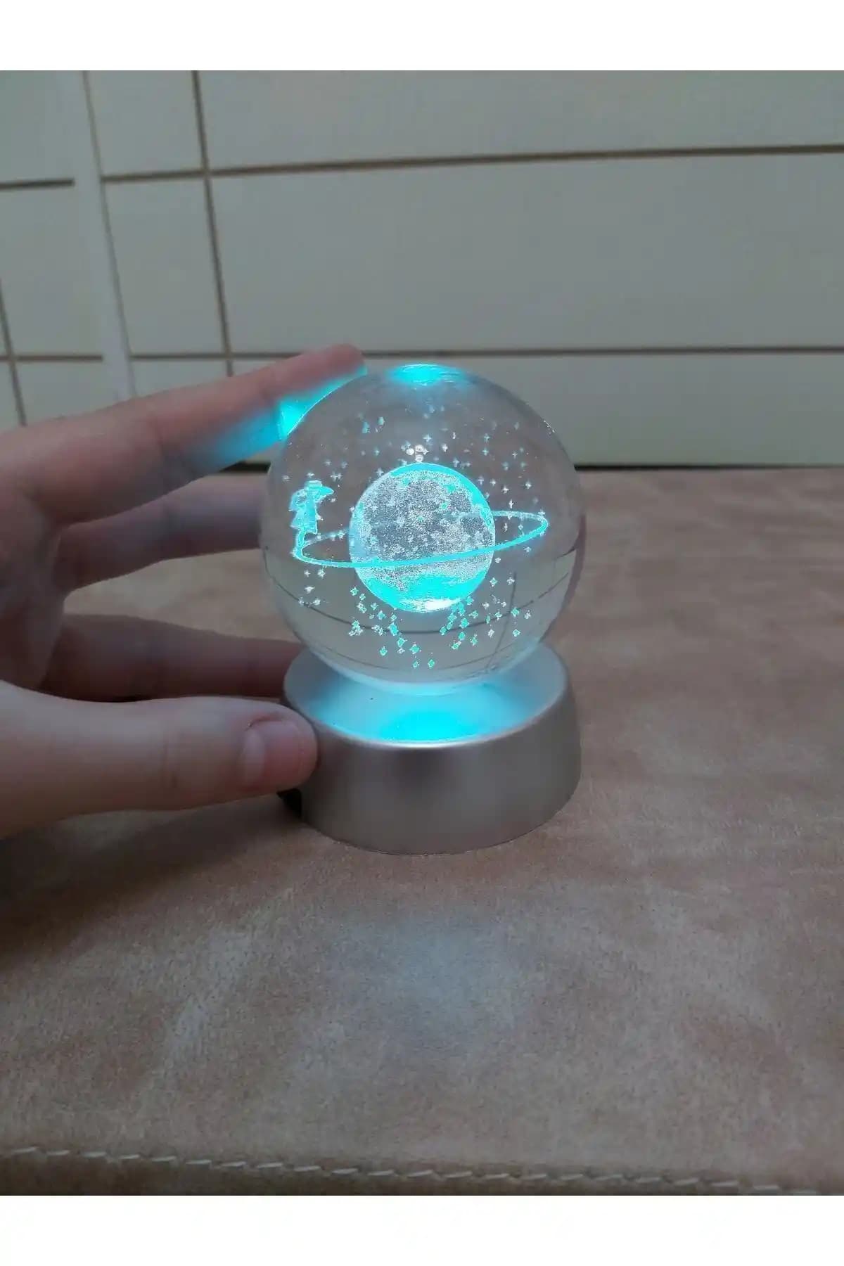 Cam Küreler ile Ev Dekorasyonunda Estetik ve Fonksiyonellik Sağlayan Popüler Ürünler