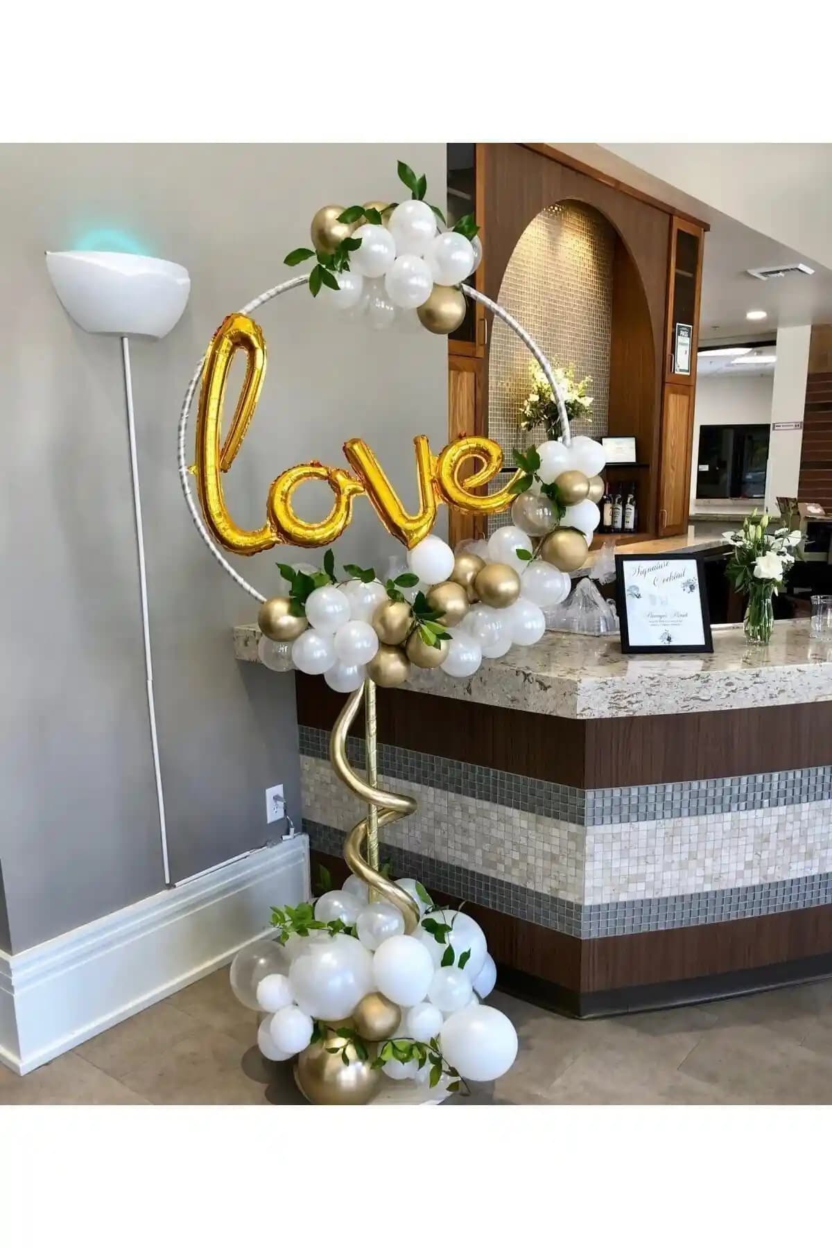 Huzur Parti Daire Balon Standı ve Parti Atölyesi Balon Süsleme Standı Karşılaştırması