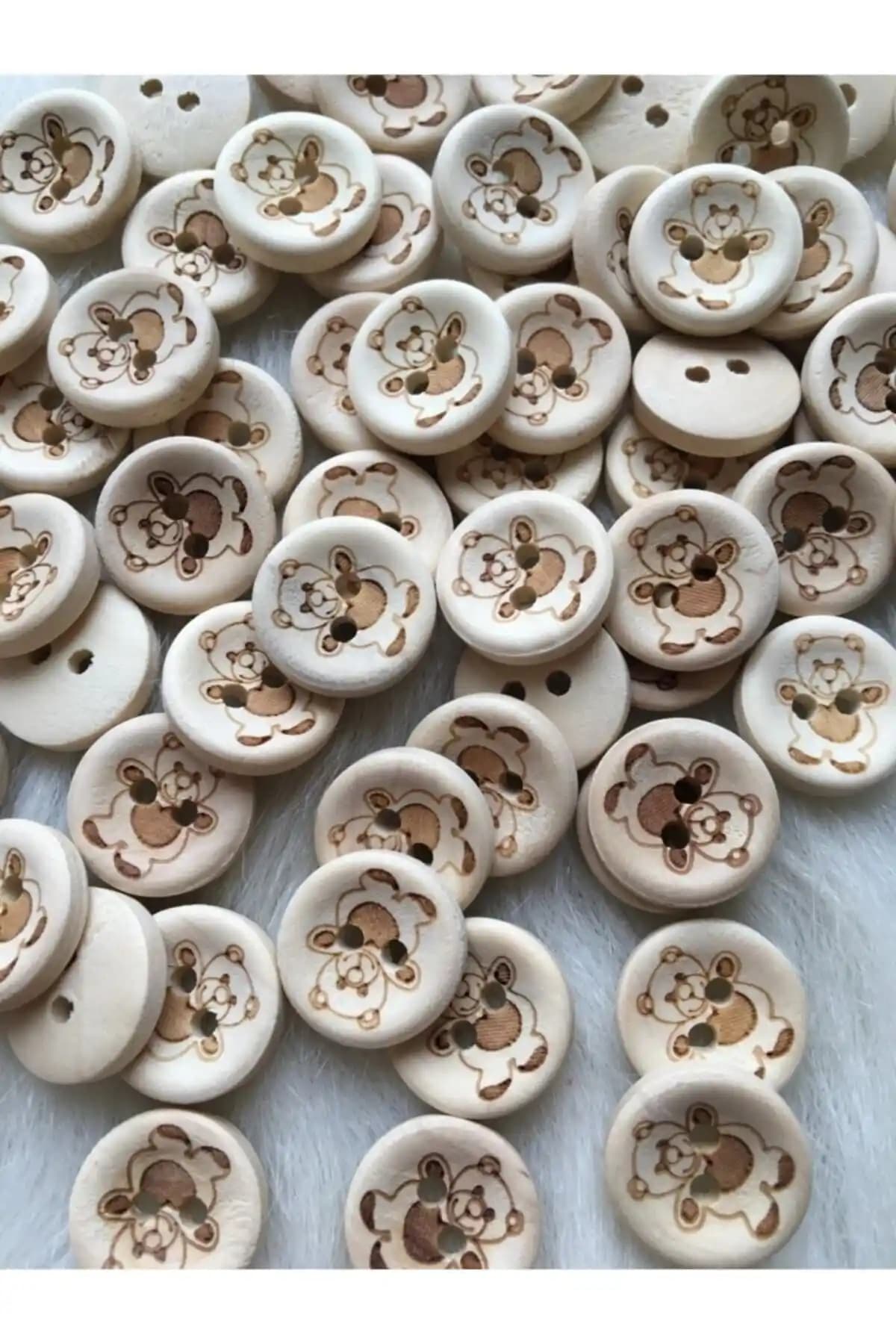 Zedhobi Ahşap Düğme Setleri Karşılaştırması: Farklı Tasarımlar ve Kullanım Alanları