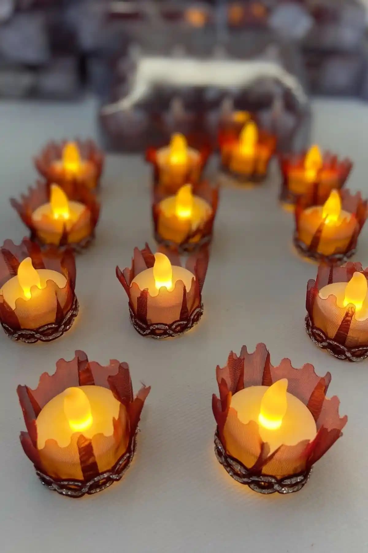 ZEYMERADE Bordo Ledli Kına El Mumu: Şık ve Güvenli Kutlama Aksesuarı