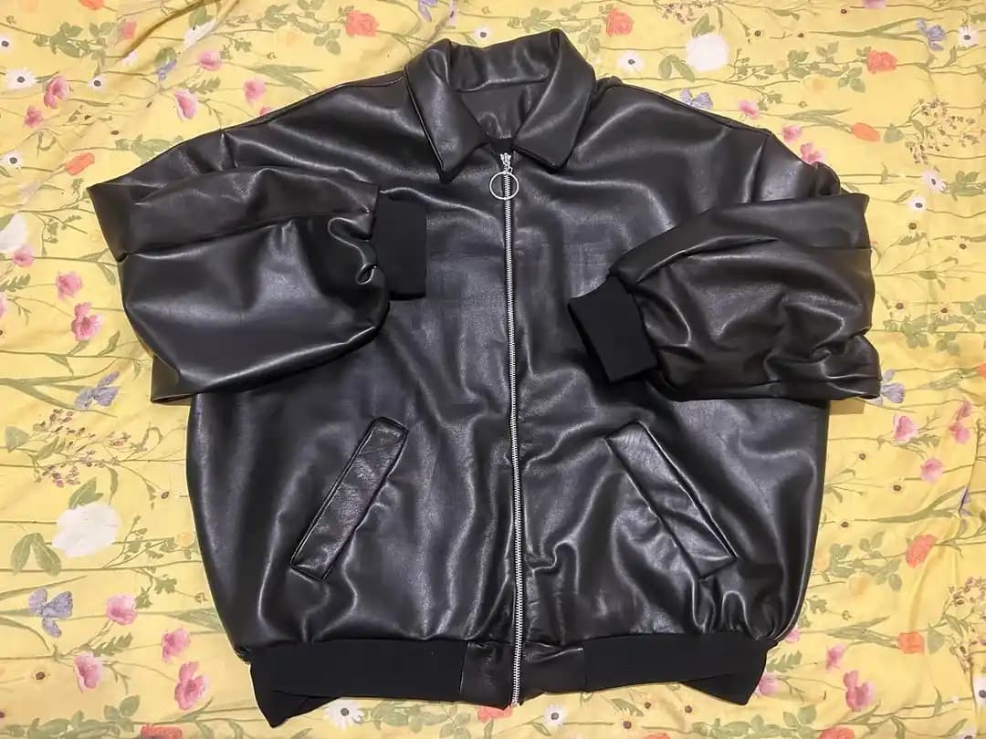 Deri Ceket Yapımı: Malzeme Seçimi, Dikiş Teknikleri ve İlk Deneyimler