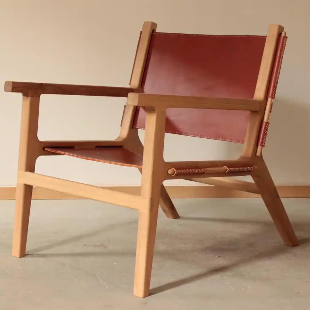 El Dikişiyle Deri Mobilya Tasarımı: Malzeme, Teknik ve Dayanıklılık Detayları