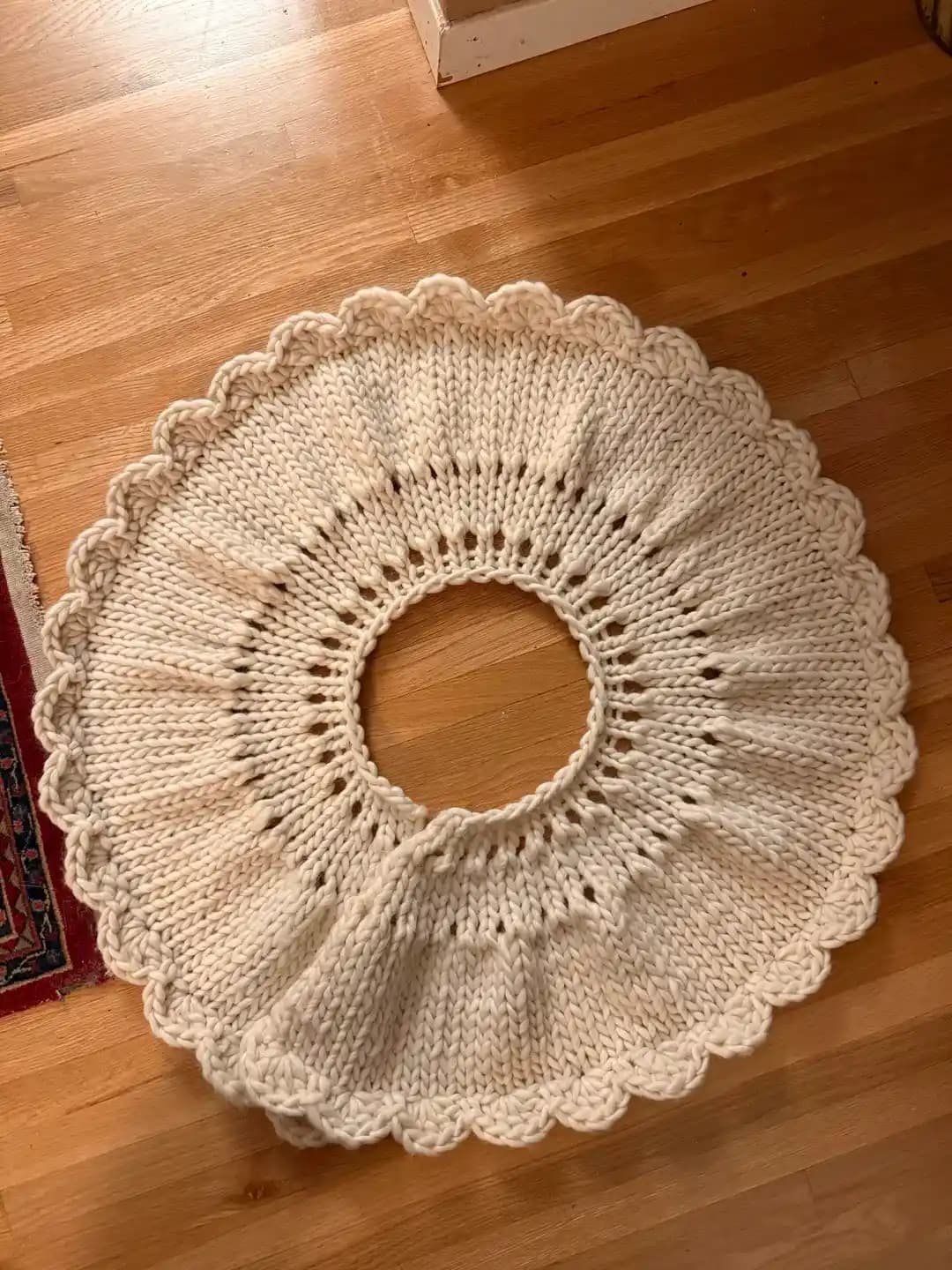 El Örgüsü Ağaç Eteği Yapımı: Temel Teknikler ve Tasarım İpuçlarıyla Özgün Dekorasyon