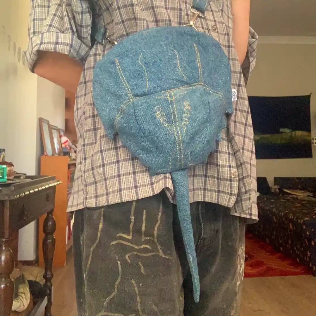 Kot Kumaştan Atnalı Yengeç Temalı Özgün Çanta Tasarımı ve Üretimi Süreci