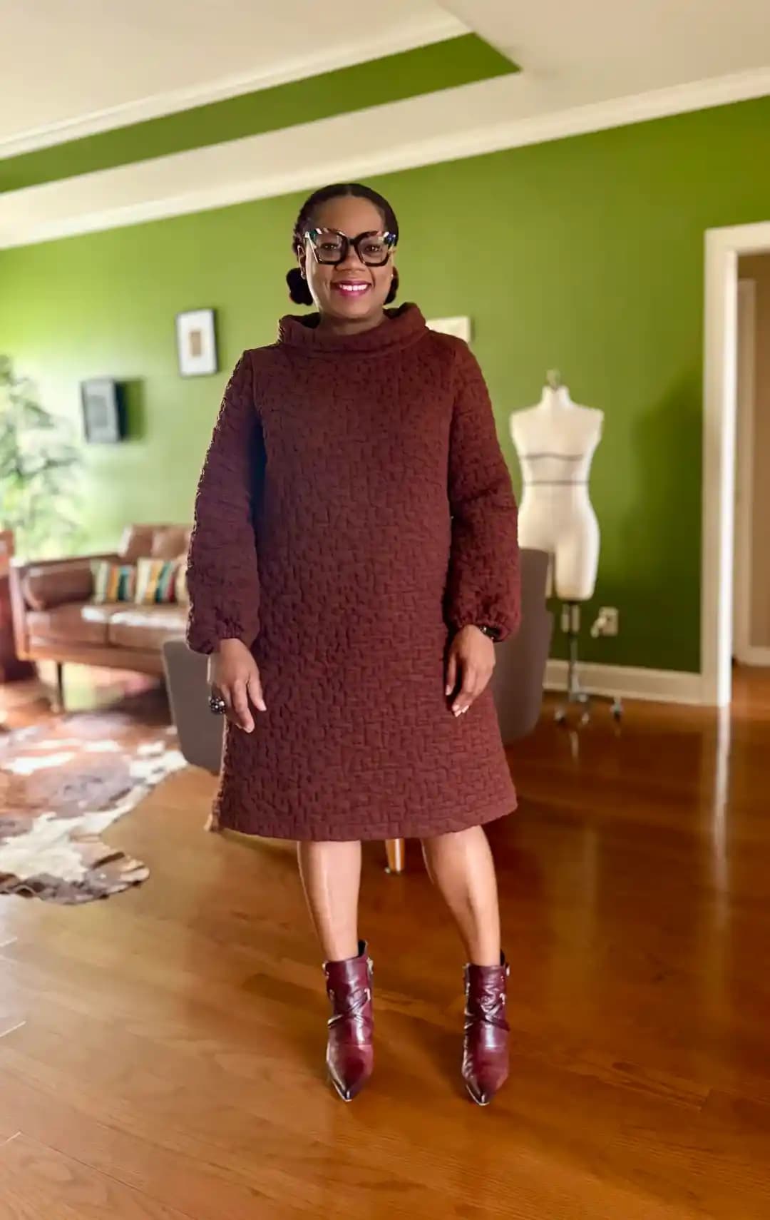 Maven Patterns French Dart Holiday Shift Elbisesi: Şıklık ve Rahatlığın Buluşması