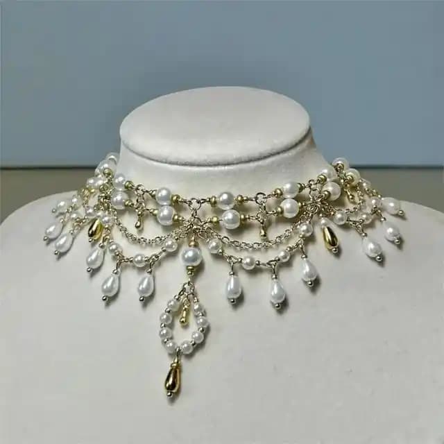 Takı Tasarımında Malzeme ve Stil Seçiminin Önemi: Gelin Takıları Üzerine Analiz