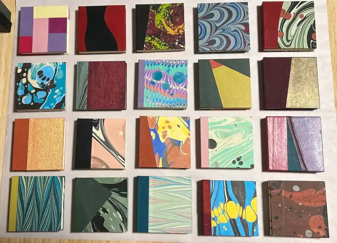 2026 Yılında El Yapımı Kitaplar ve Kağıt Mermeri Sanatı Üzerine Detaylı İnceleme