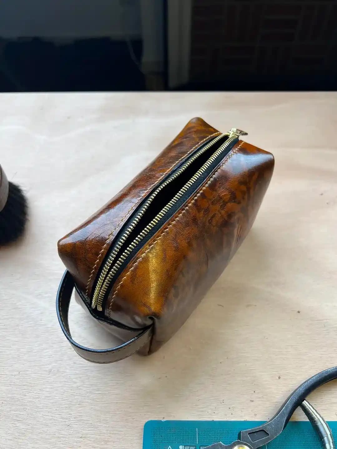 Deri Çanta Yapımında Dalgalı Fermuar Sorununu Önlemek İçin Teknik Yöntemler ve İpuçları