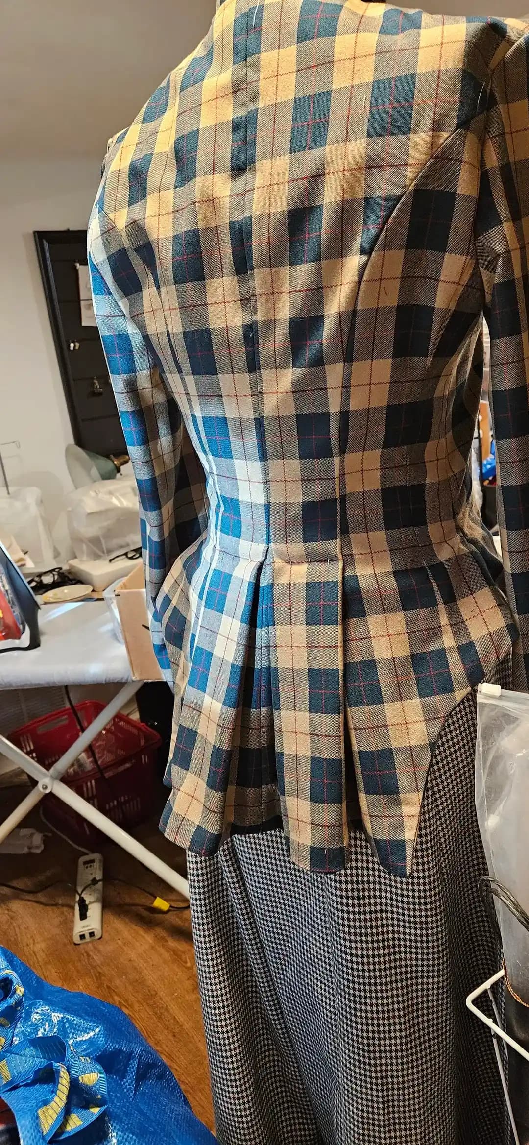 Ekose Kumaşlarda Desen Eşleştirme Sanatı ve Terzilikte Karşılaşılan Zorluklar