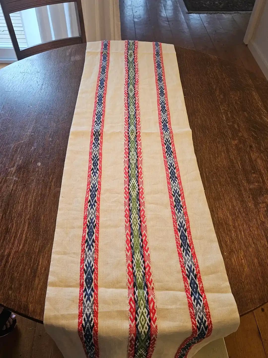 El Dokuması Masalık Koşucu ve Baltık Pickup Tekniği ile Geleneksel Motiflerin Modern Uygulamaları