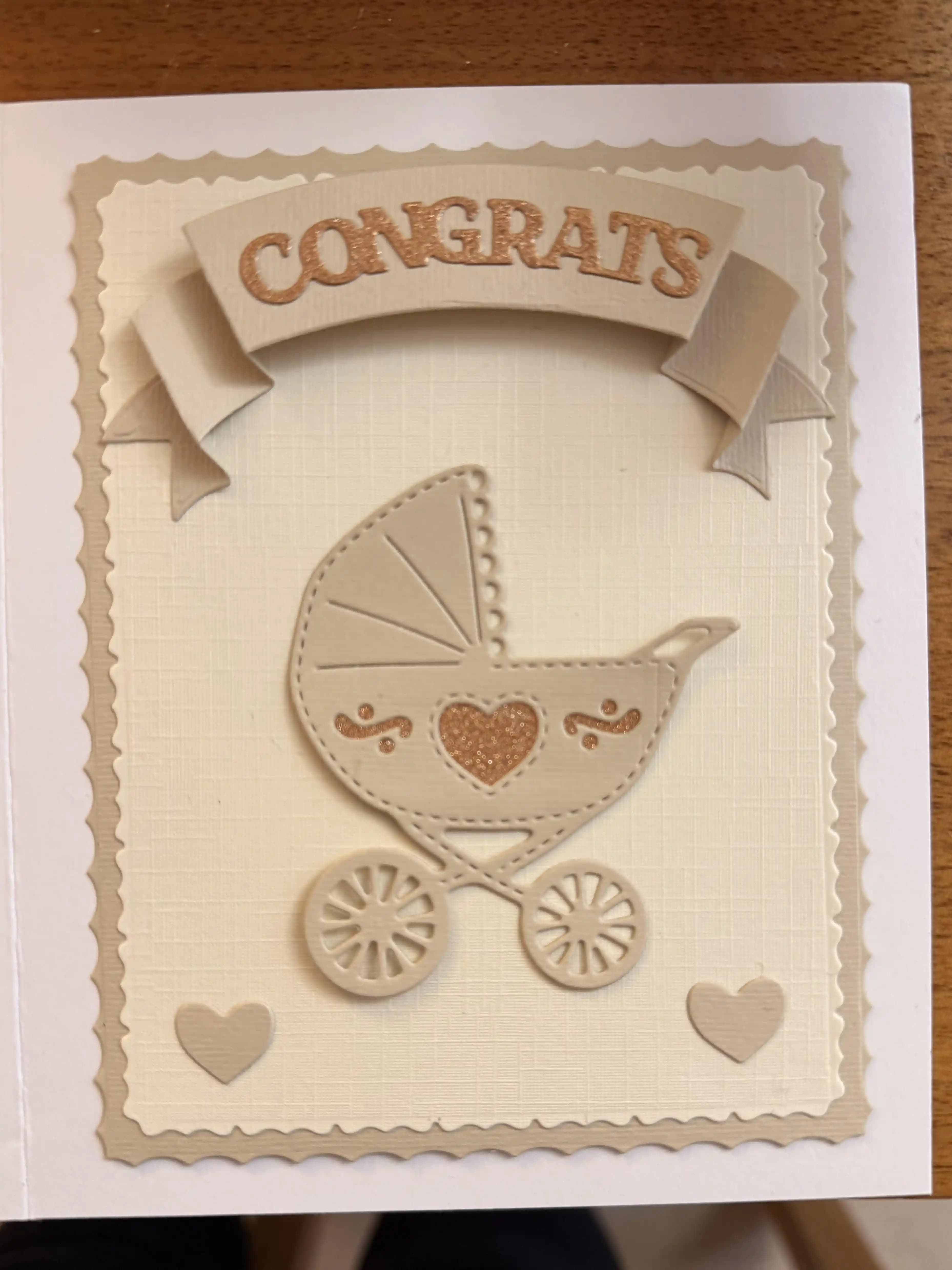 Hamilelik Tebrik Kartlarında Sadelik, Renk Seçimi ve Tasarım Unsurları Üzerine Analiz