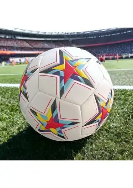 Futbol Topları Karşılaştırması: Faial Şampiyonlar Ligi ve Puma Orbita Ürünleri