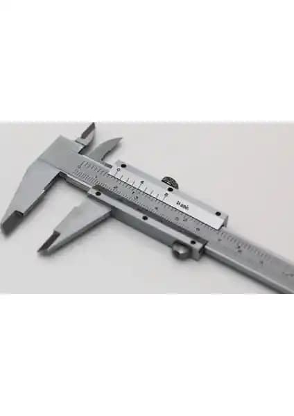 Astor Kutulu Mekanik Kumpas 0-150 mm: Dayanıklı ve Hassas Metal Ölçüm Aleti