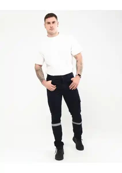 Çamdalı Likralı İş Pantolonu: Rahatlık ve Dayanıklılığı Bir Arada Sunan Modern Tasarım