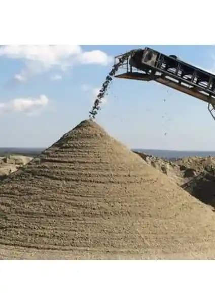 Kum 20 kg İnşaat Kumu: Dayanıklı ve Kullanışlı Yapı Malzemesi