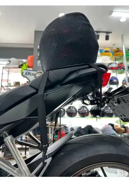 Motobros Motosiklet Kask Taşıma Filesi: Dayanıklı ve Çok Yönlü Kullanım İçin Uygun