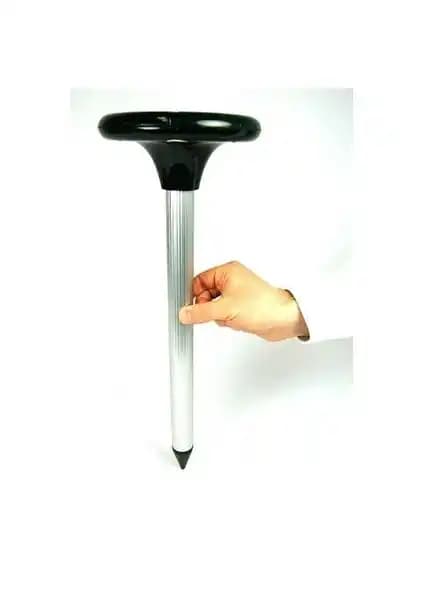 Solar Rodent Repeller: Güneş Enerjili ve Çevre Dostu Kemirgen Kontrol Cihazı