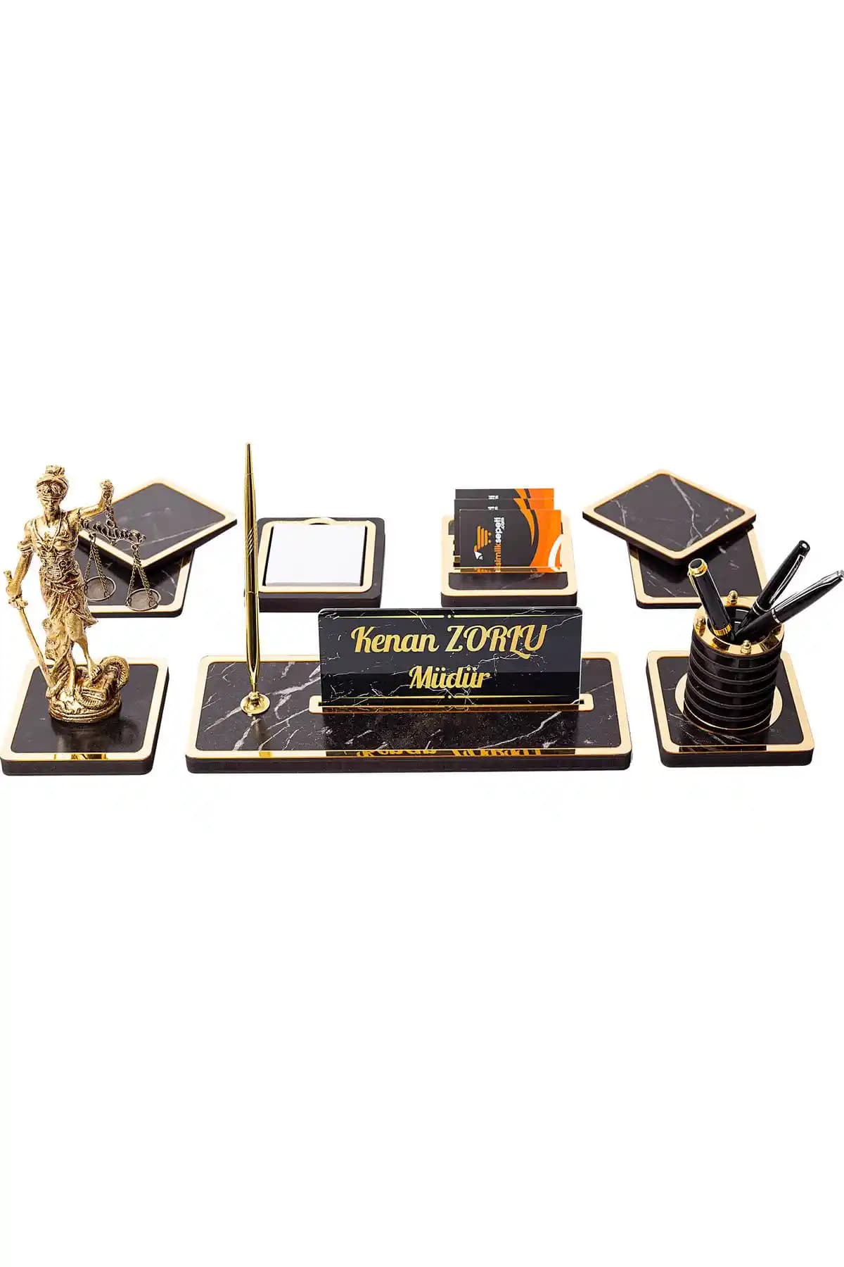 İsimlik ve Sümen Takımı Karşılaştırması: Ofis Dekorasyonunda Seçenekler ve Özellikler