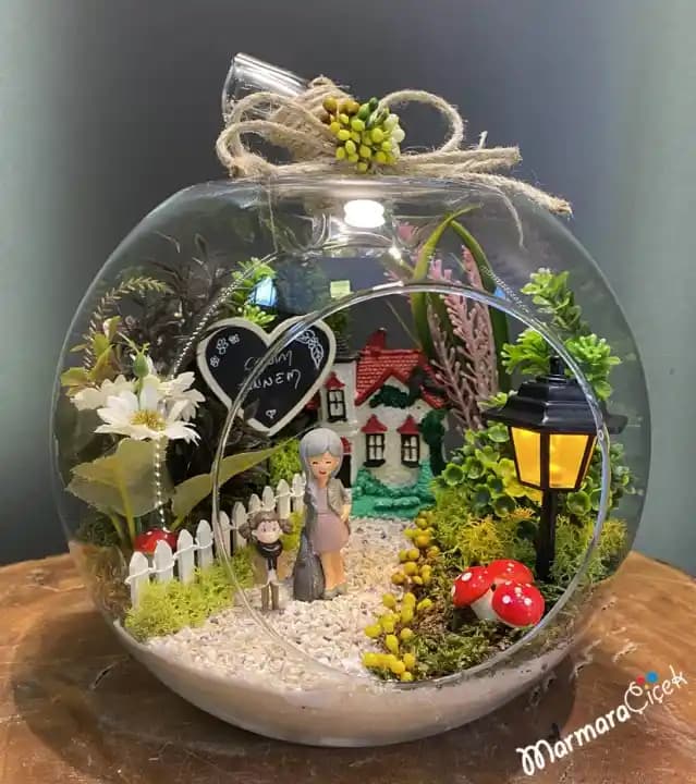 Anneler Günü İçin Teraryum Dekorasyonu: Sevgi ve Doğallığın Zarif Buluşması