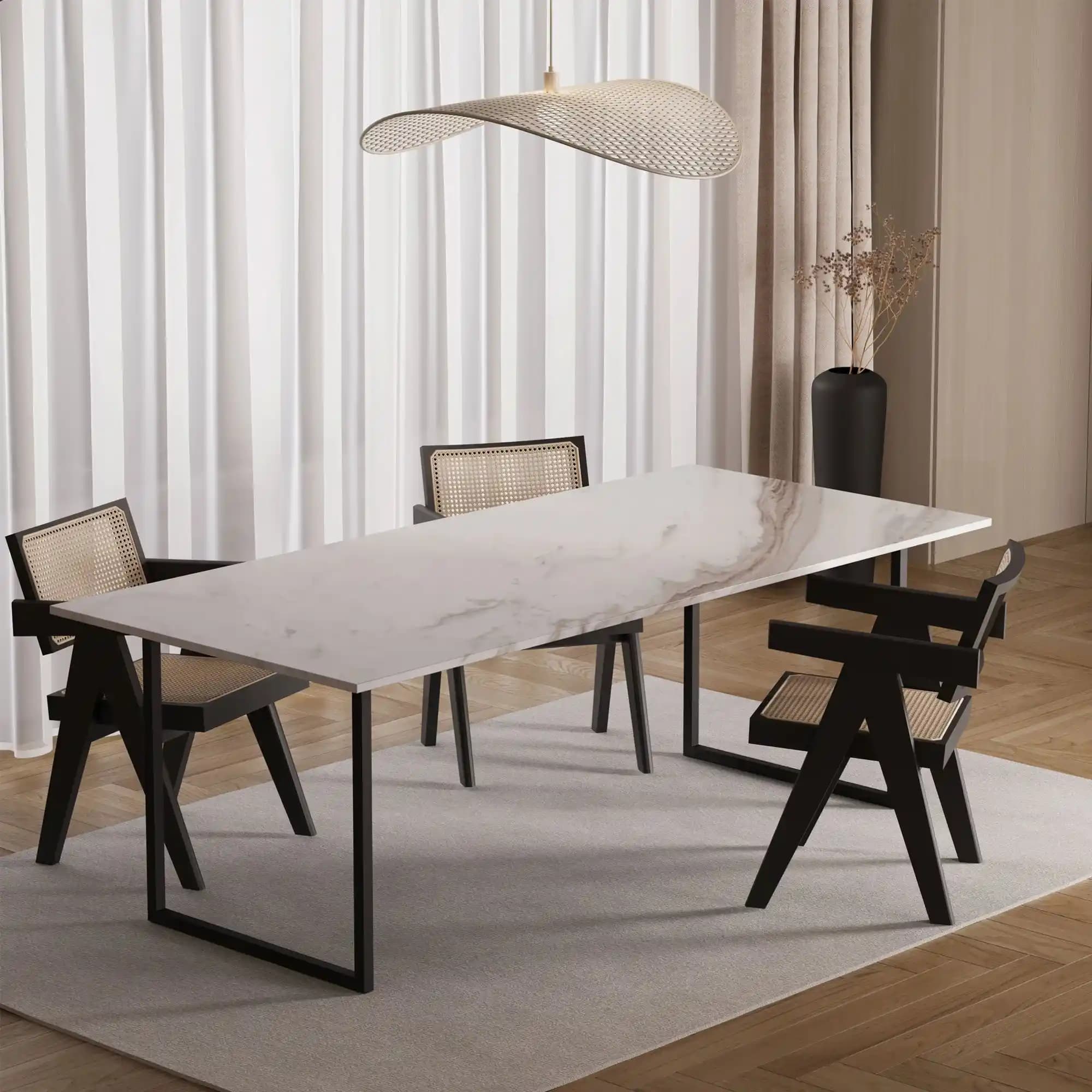 Beyaz Mermer Yemek Masası ile Modern ve Zarif Dekorasyon Fikirleri