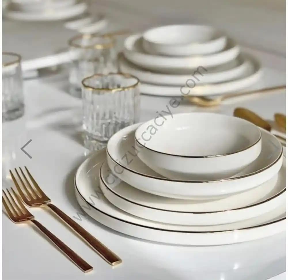 Beyaz Yemek Takımlarıyla Sofralarınıza Şıklık Katmanın Yolları