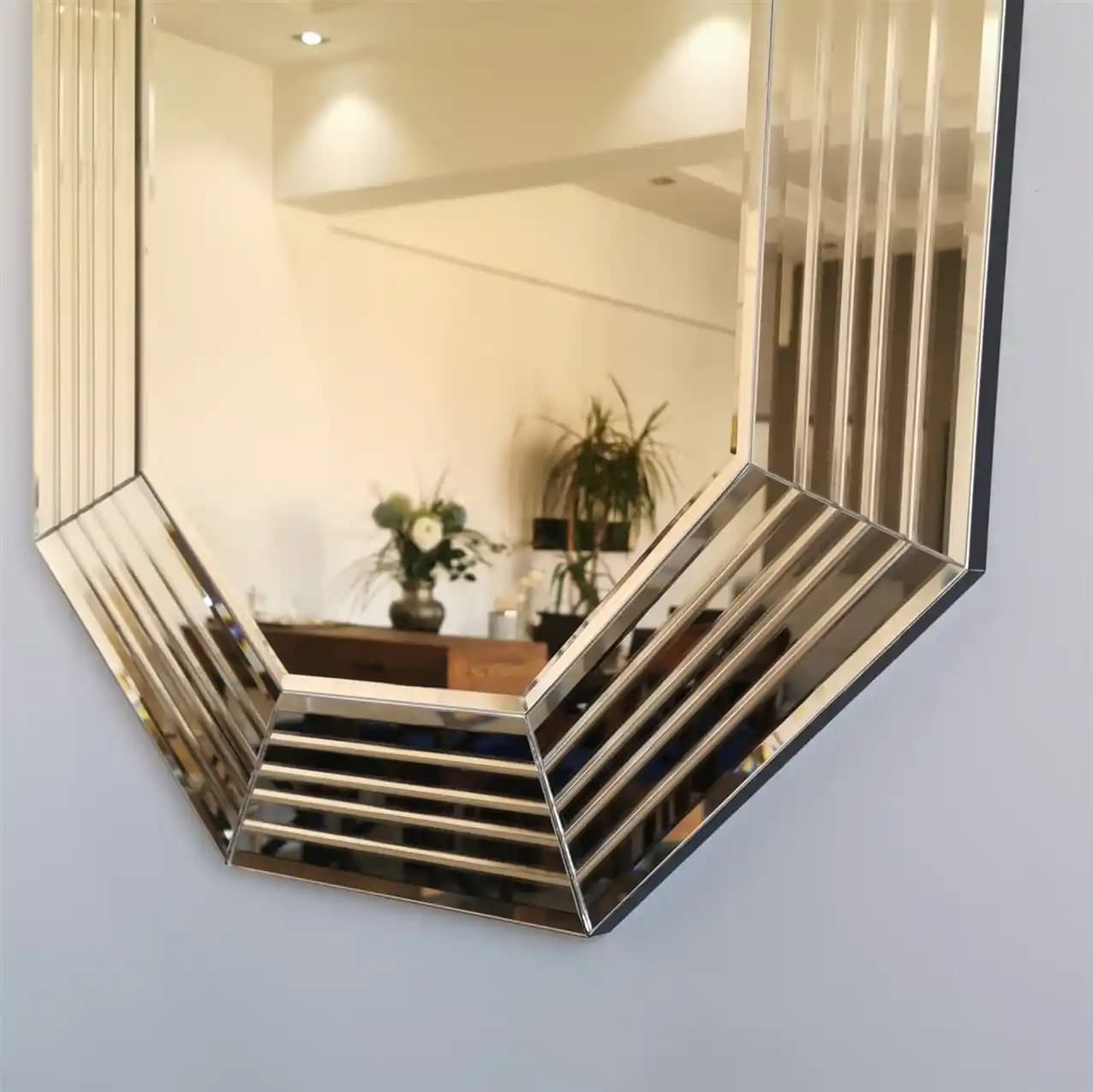 Bronz Aynaların Dekorasyondaki Yeri ve Estetik Katkıları Hakkında Kapsamlı Bilgi