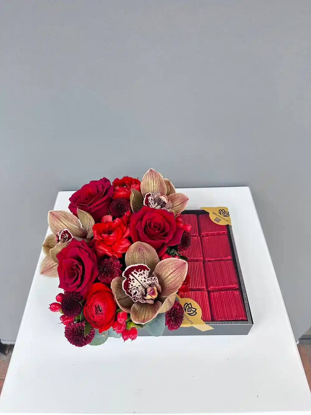 Çiçek ve Çikolata ile Dekorasyonda Doğal ve Şık Bir Atmosfer Yaratma Rehberi