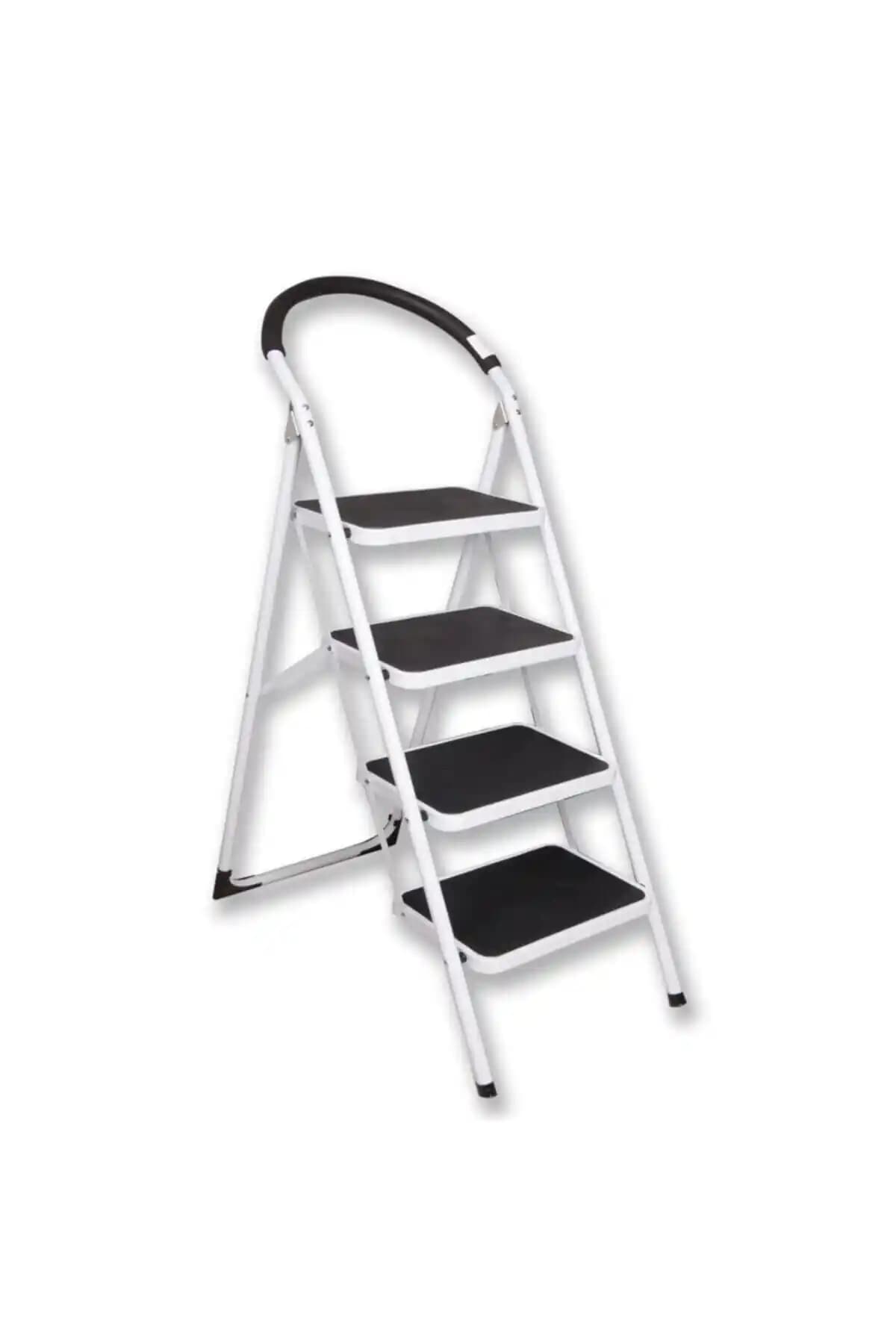 Dekorasyonda 4 Basamaklı Merdivenler: Estetik ve Fonksiyonelliğin Modern Çözümleri