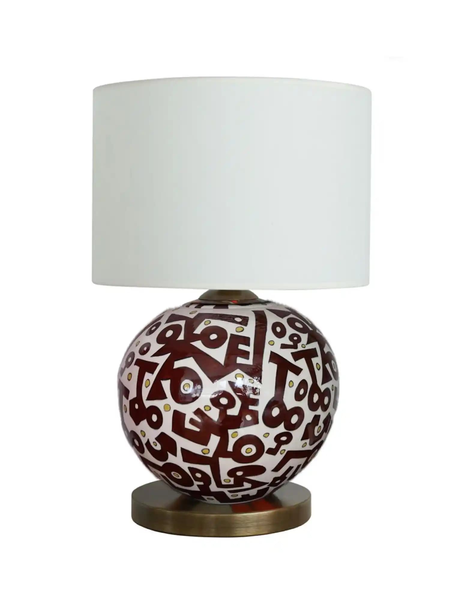 El Yapımı Seramik Abajurlar ile Dekorasyonunuza Sıcaklık ve Zarafet Katın