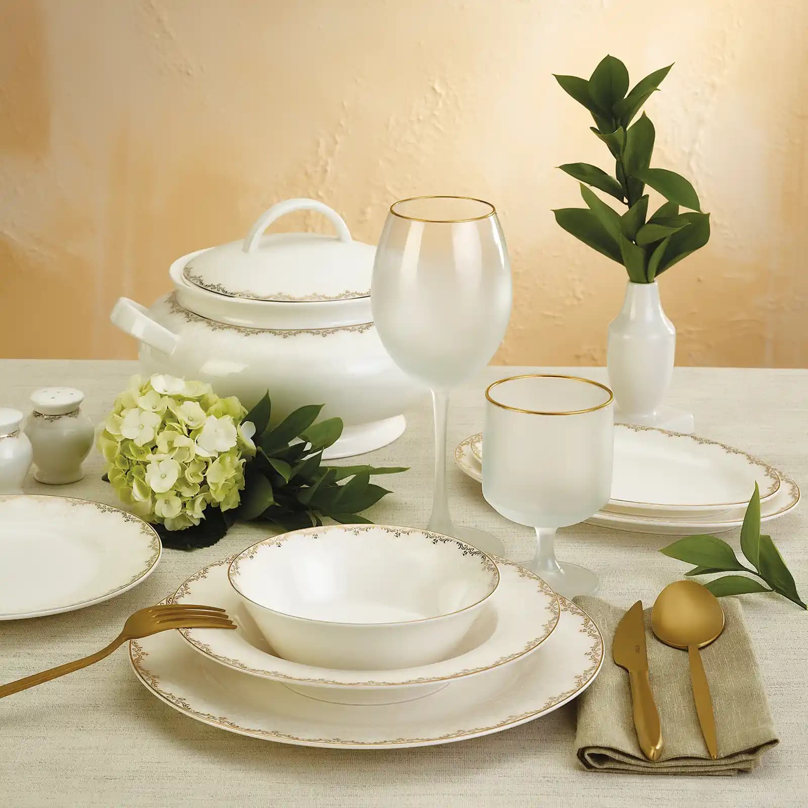 Emsan Asya Yemek Takımıyla Mutfak Dekorasyonunuza Şıklık ve Fonksiyonellik Katın