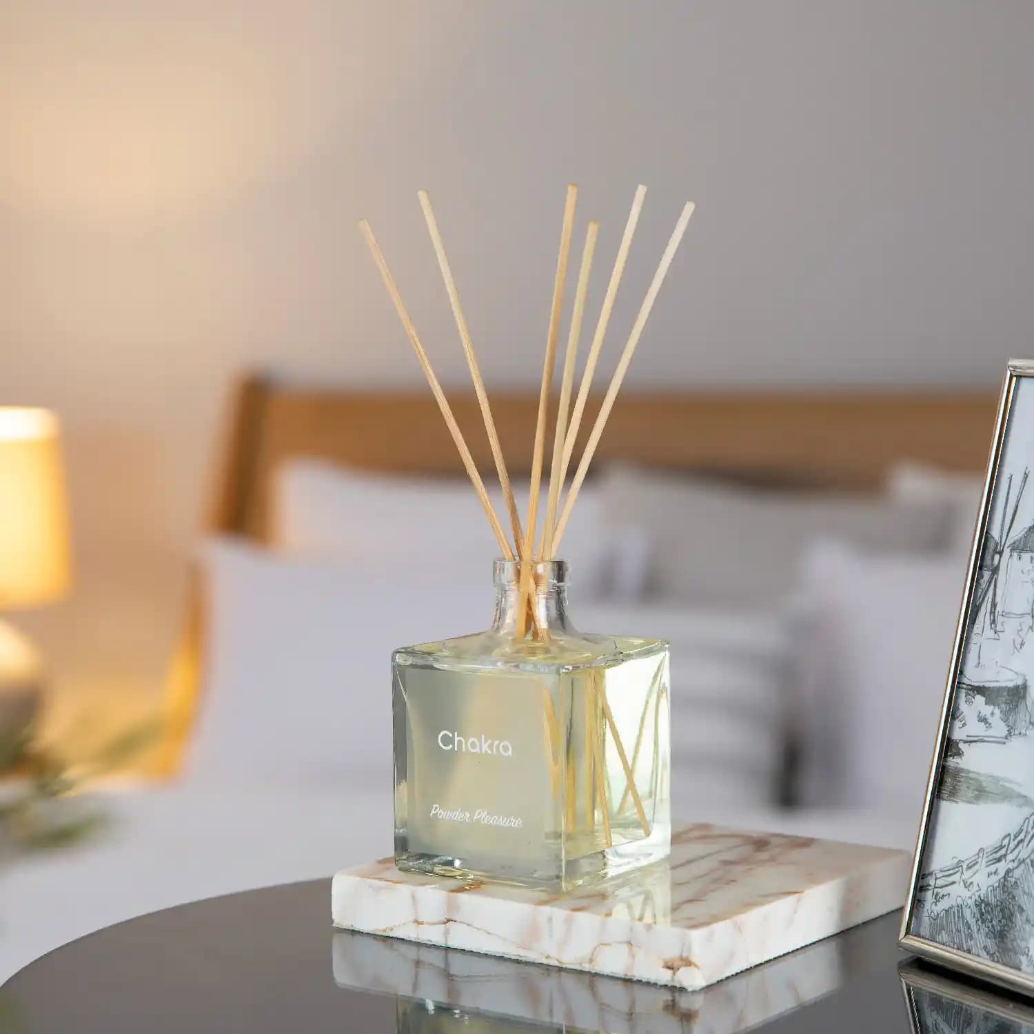 En Güzel Oda Kokusu Seçenekleri ve Dekorasyonla Uyum Sağlayan İpuçları