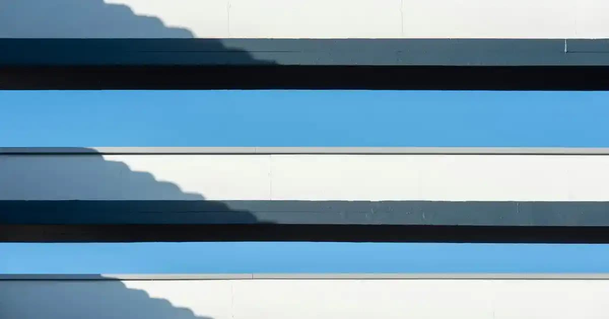 Erkek Genç Odası Dekorasyonunda Avize Seçimi ve Trendleri Hakkında Bilgiler