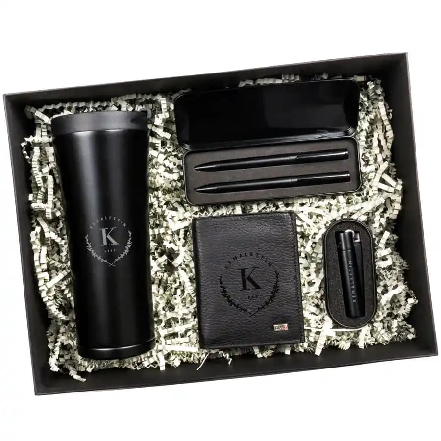 Erkekler İçin Dekorasyon ve Hediye Seçenekleri: Modern ve Şık Yaklaşımlar