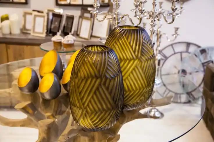 Ev Dekorasyon Aksesuarlarıyla Mekânlarınızı Şık ve Fonksiyonel Hale Getirin