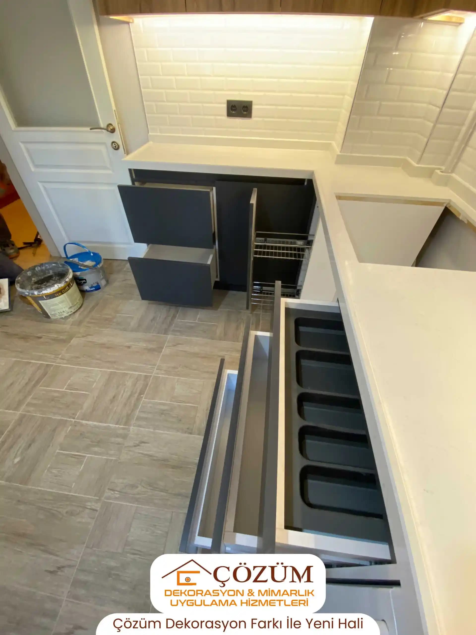 Ev Dekorasyonunu Dijital Uygulamalarla Yeniden Yaratmanın Yolları ve İpuçları