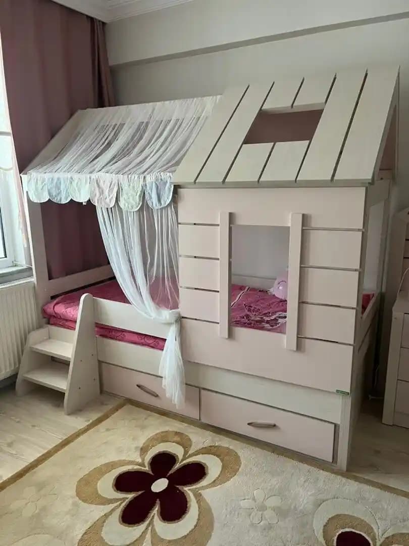 Evli Çiftler İçin Şık ve Fonksiyonel Yatak Odası Tasarım İpuçları ve Dekorasyon Önerileri