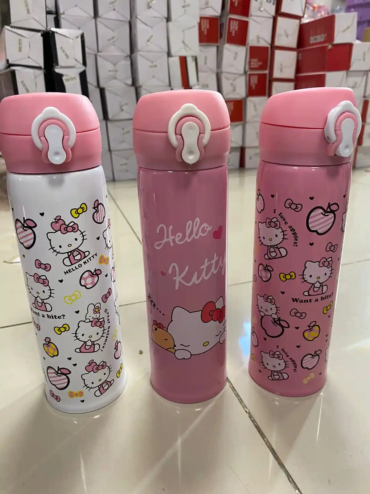 Hello Kitty Termoslarıyla Dekorasyonda Sevimli ve Pratik Detaylar