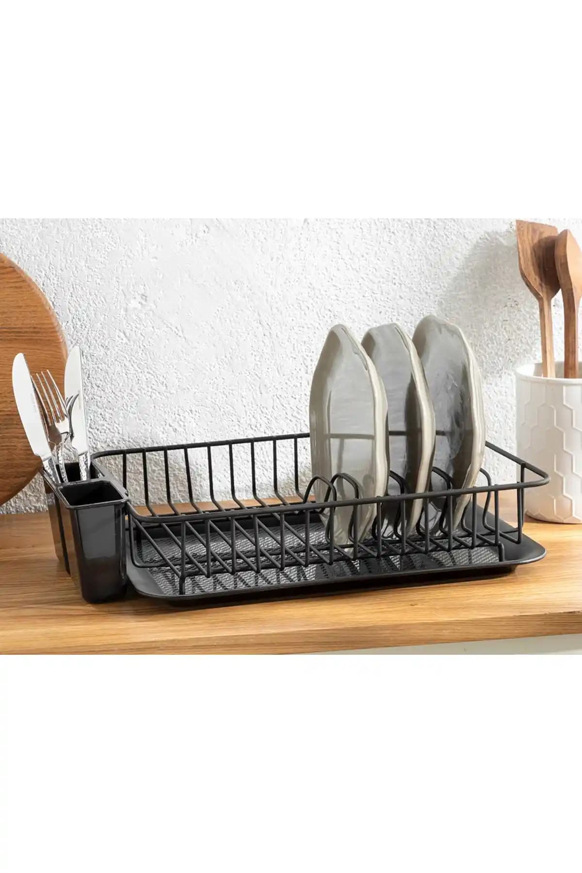 İngiliz Tarzı Ev Dekorasyonunda Şık ve İşlevsel Bulaşıklık Seçenekleri