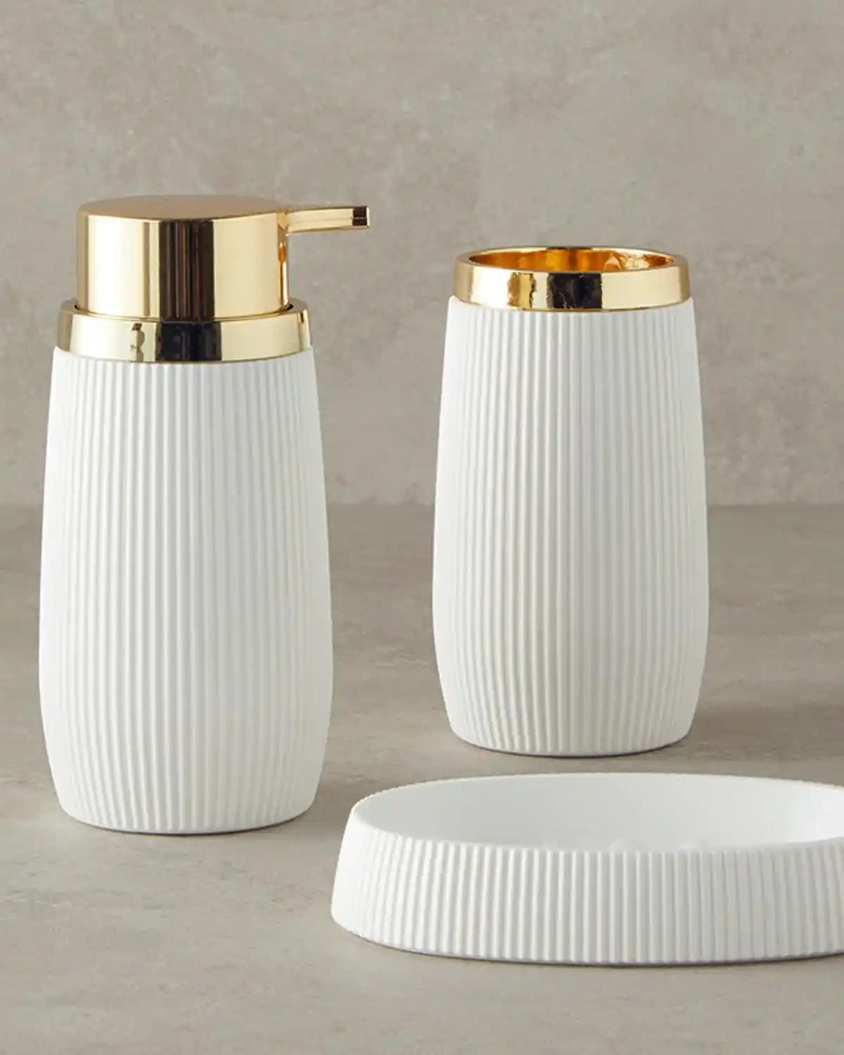 İngiliz Tarzı Evelyn Banyo Takımlarıyla Dekorasyonda Zarif ve Modern Dokunuşlar