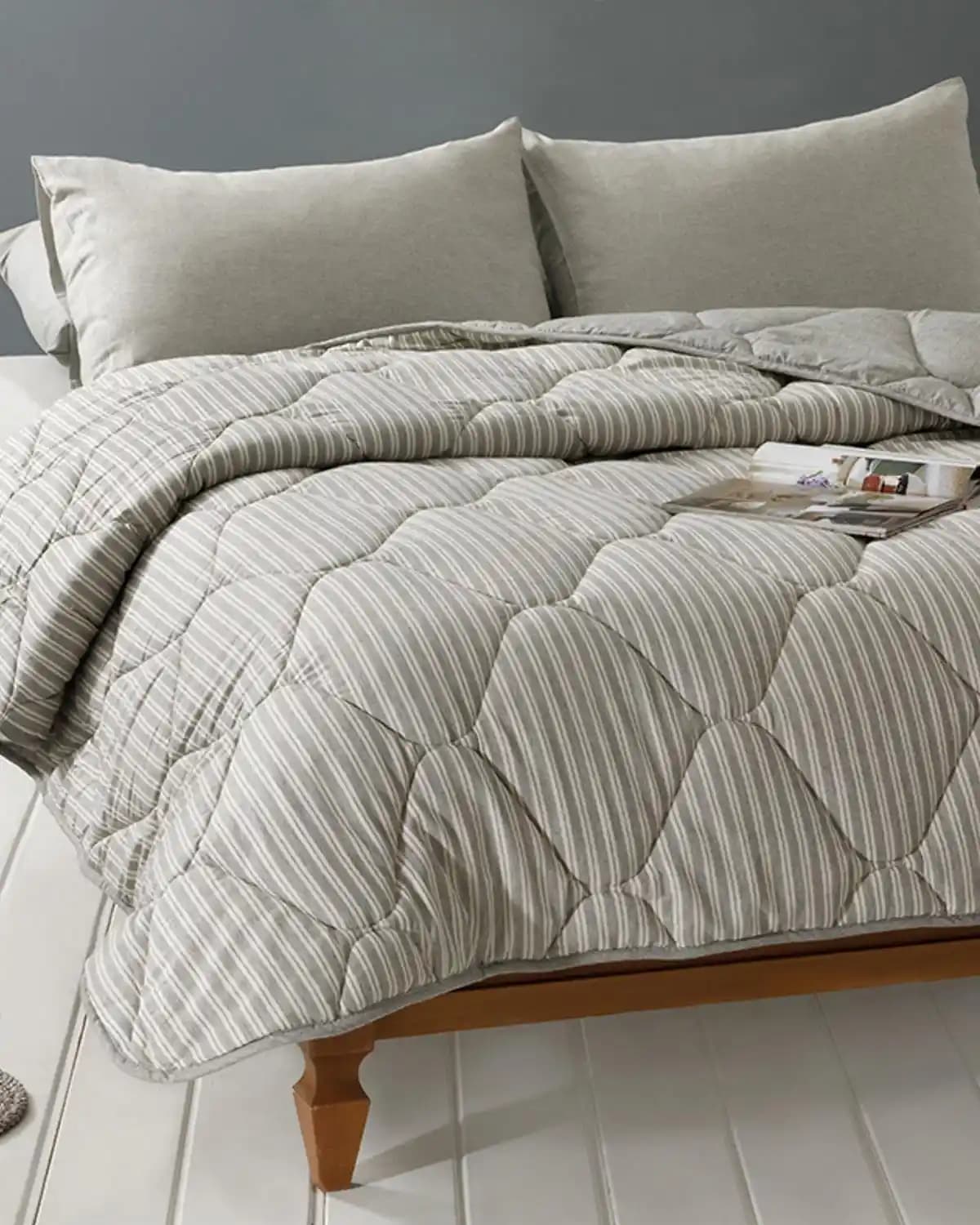 İngiliz Tarzı Uyku Setleri ile Yatak Odası Dekorasyonunu Zenginleştirme Rehberi